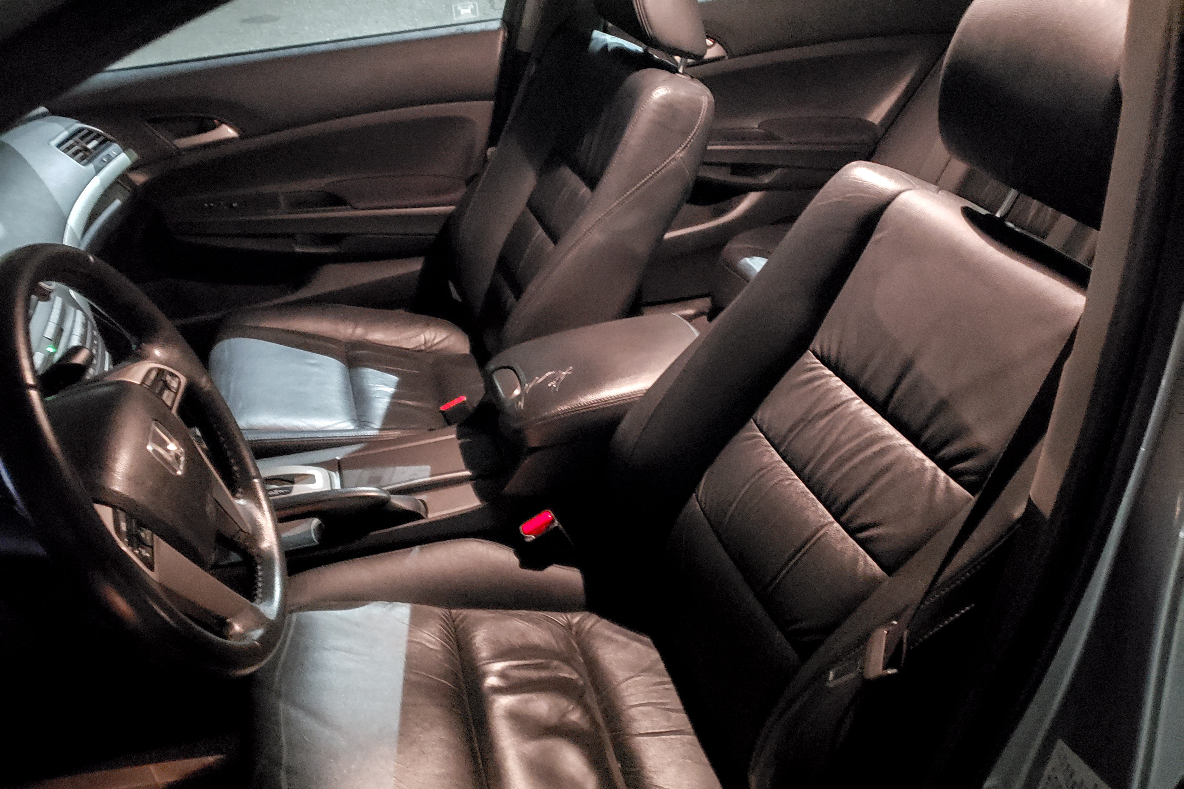 Honda Accord LX with Audio / iPod input