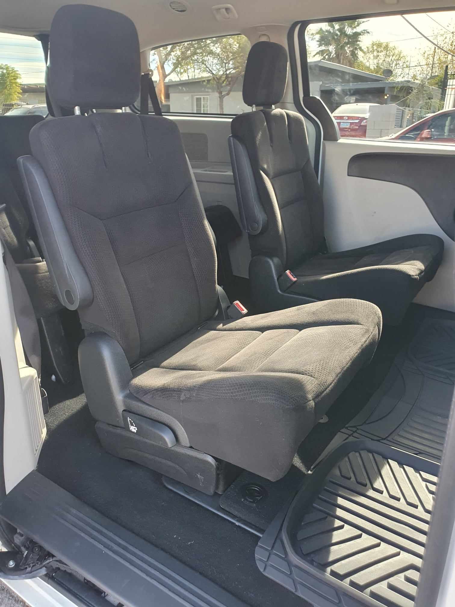 Dodge Grand Caravan SXT with Ski racks