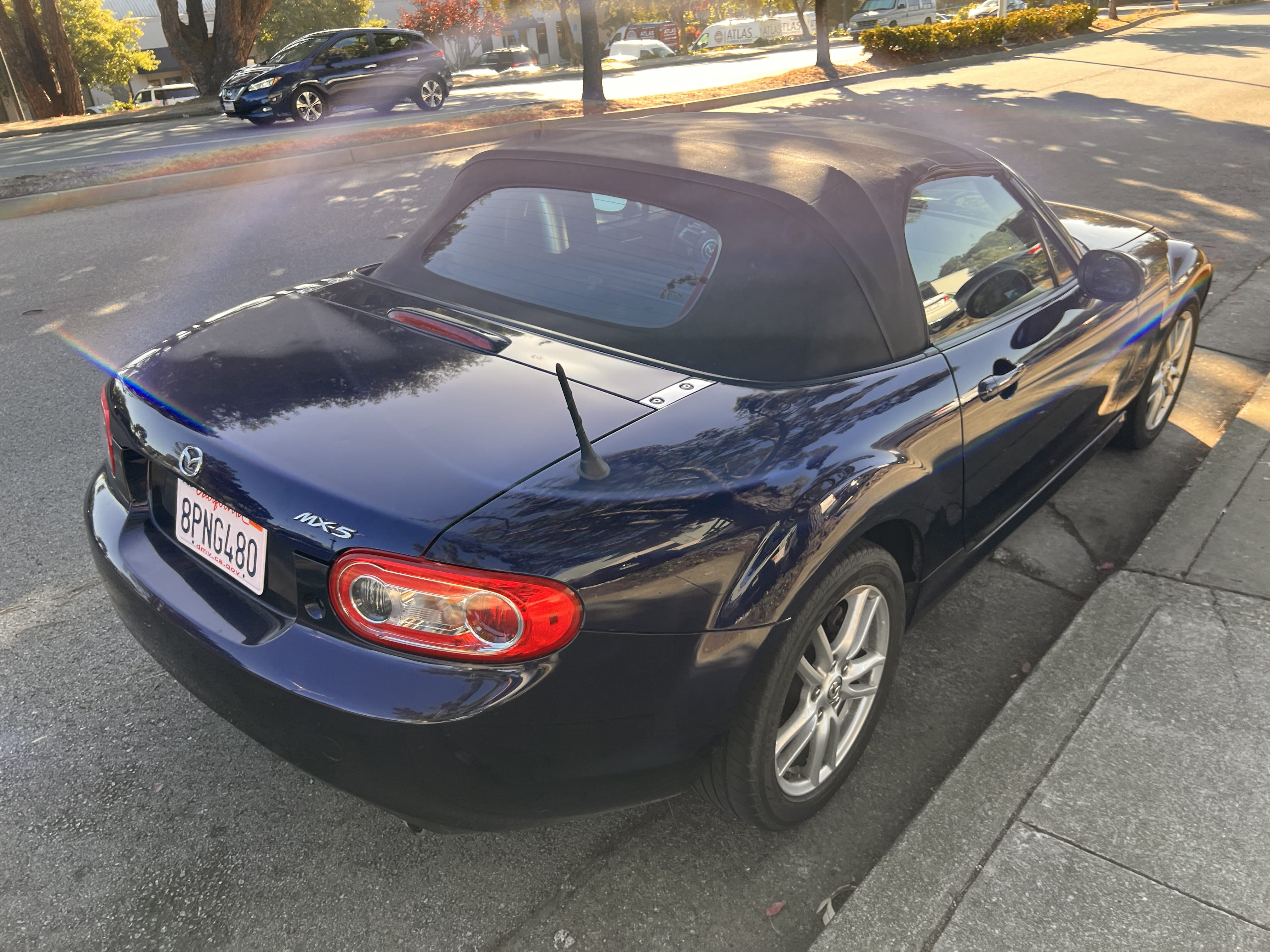 Mazda MX-5 Roadster with Audio / iPod input