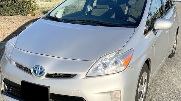 Toyota Prius Hybrid, 2013, Regular (87) / Electric (hybrid), automatic
