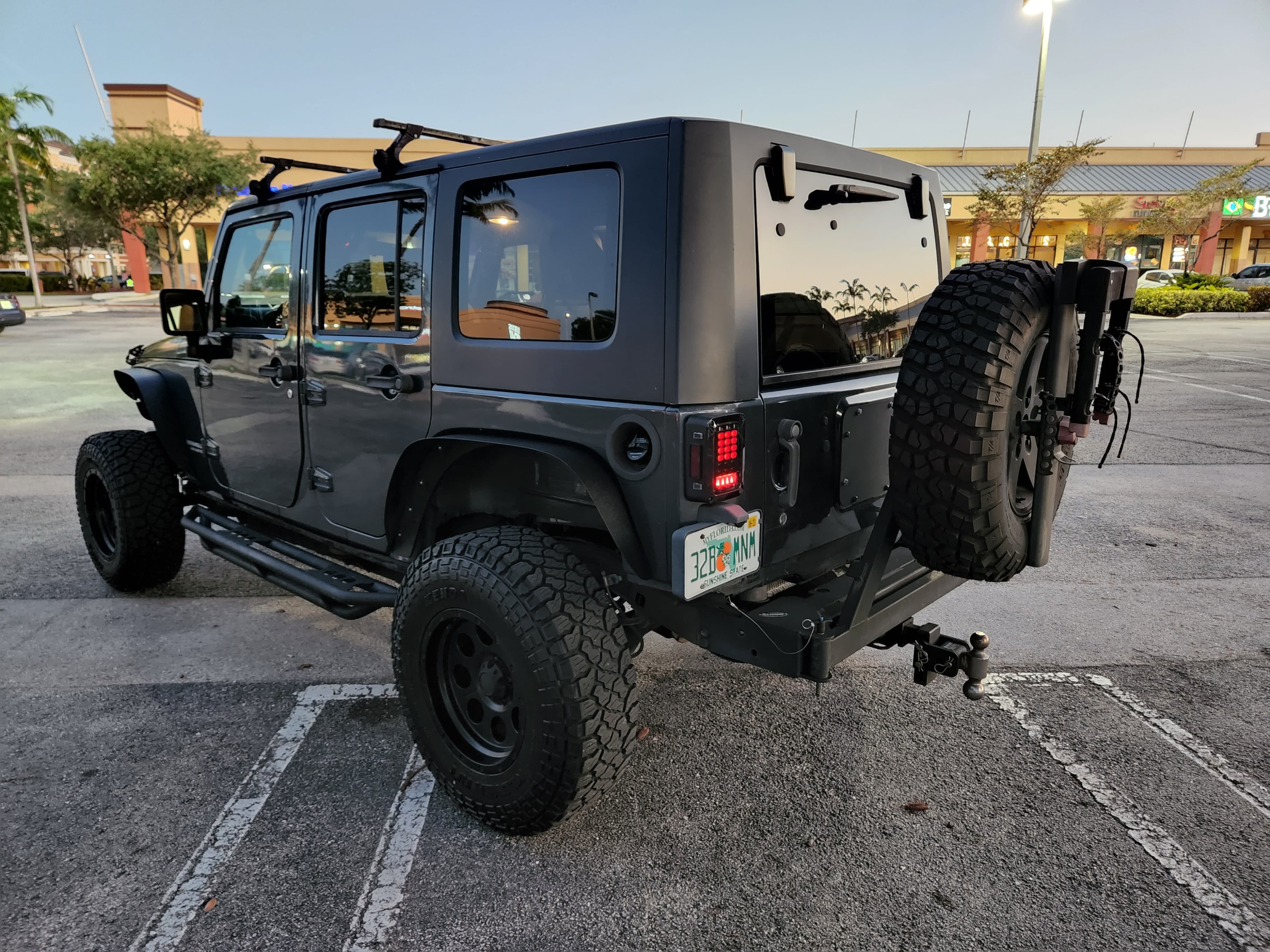 Jeep Wrangler Unlimited X with GPS