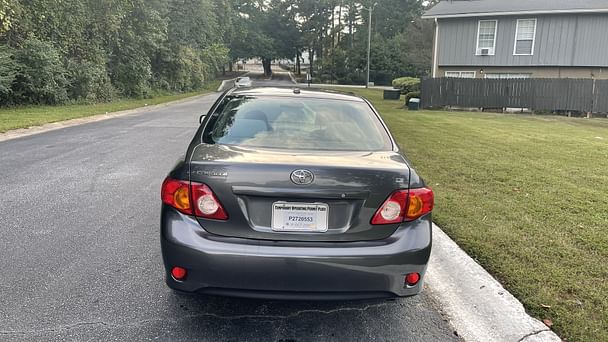 Toyota Corolla LE