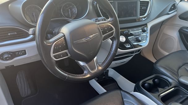 Chrysler Pacifica Touring with GPS