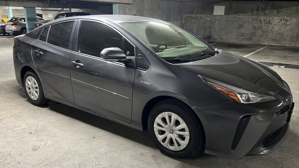 Toyota Prius Hybrid with Bluetooth audio