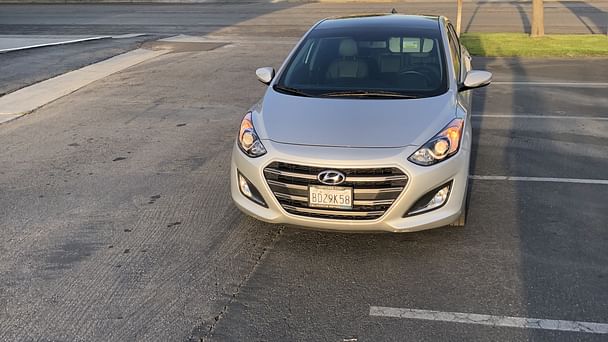 Hyundai Elantra GT with GPS