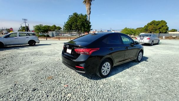 Hyundai Accent SE