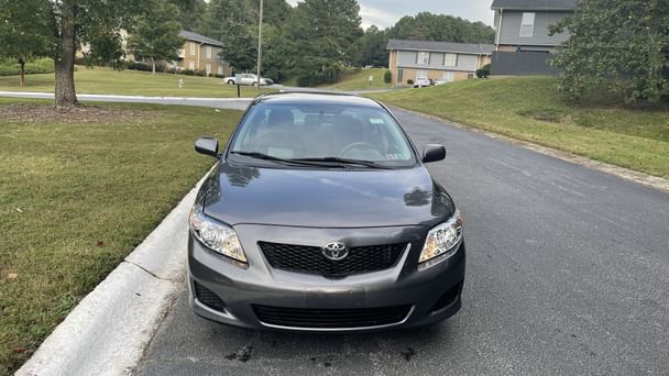Toyota Corolla LE with Audio / iPod input