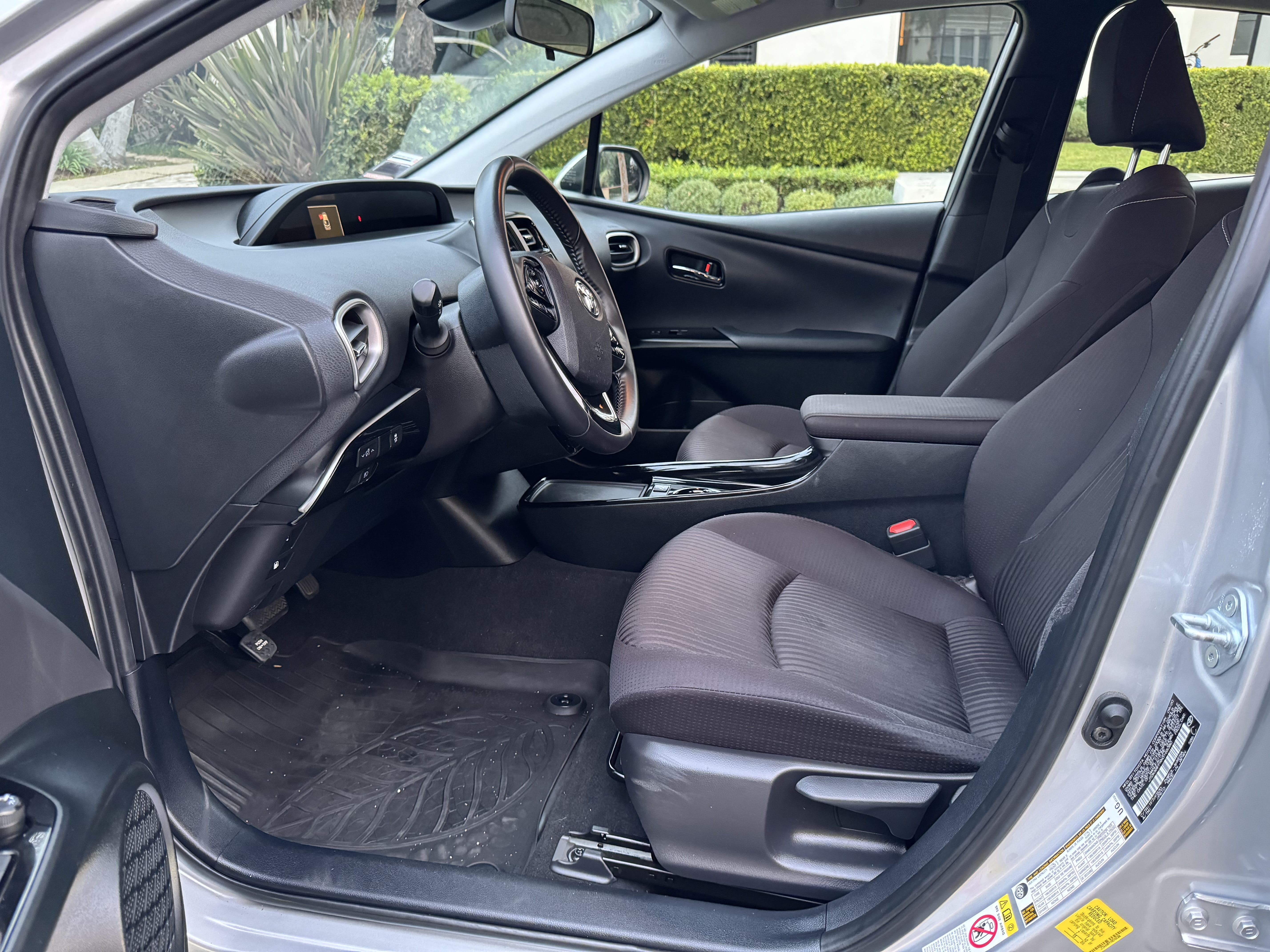 Toyota Prius Prime LE