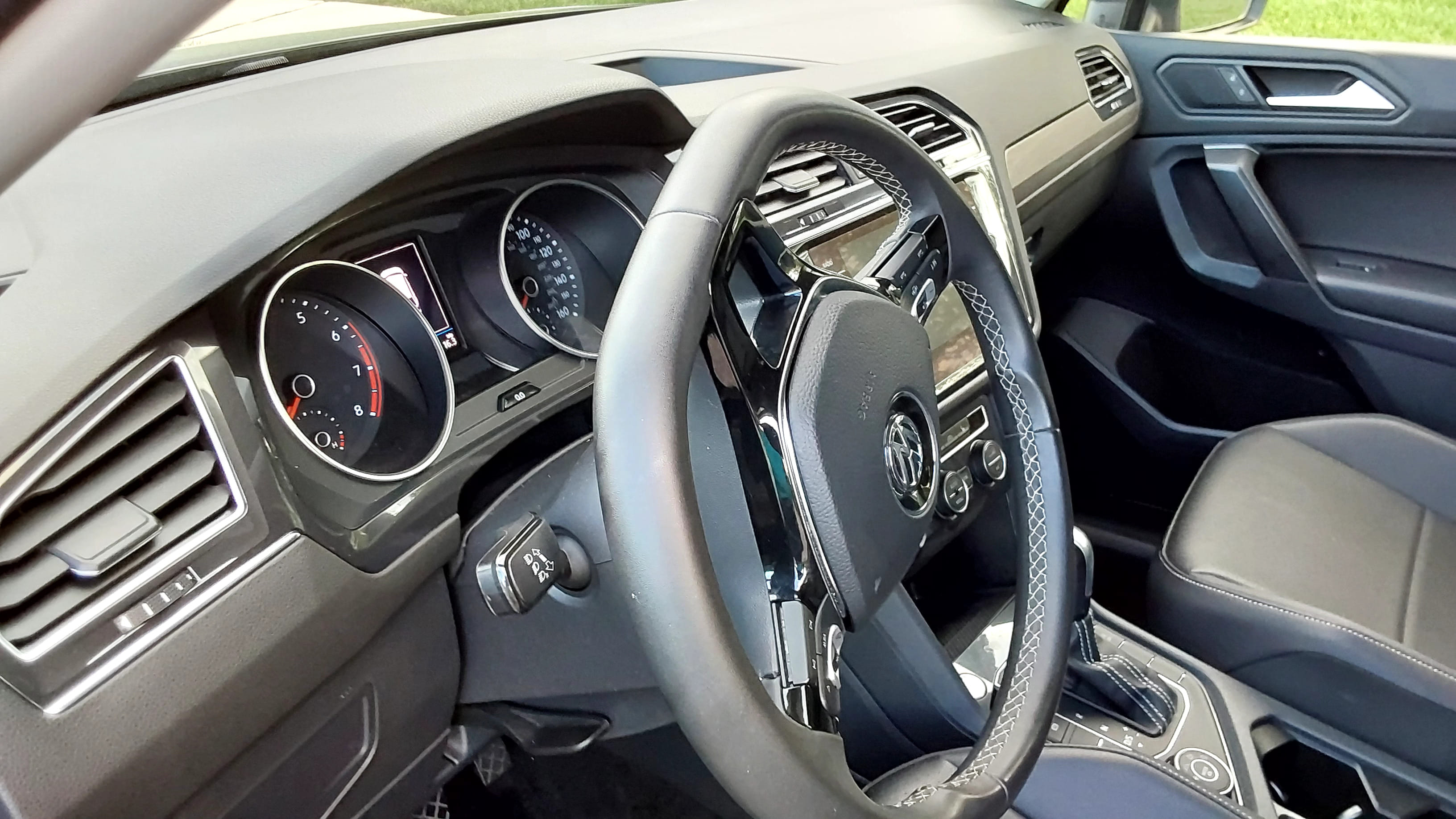 Volkswagen Tiguan with Bluetooth audio