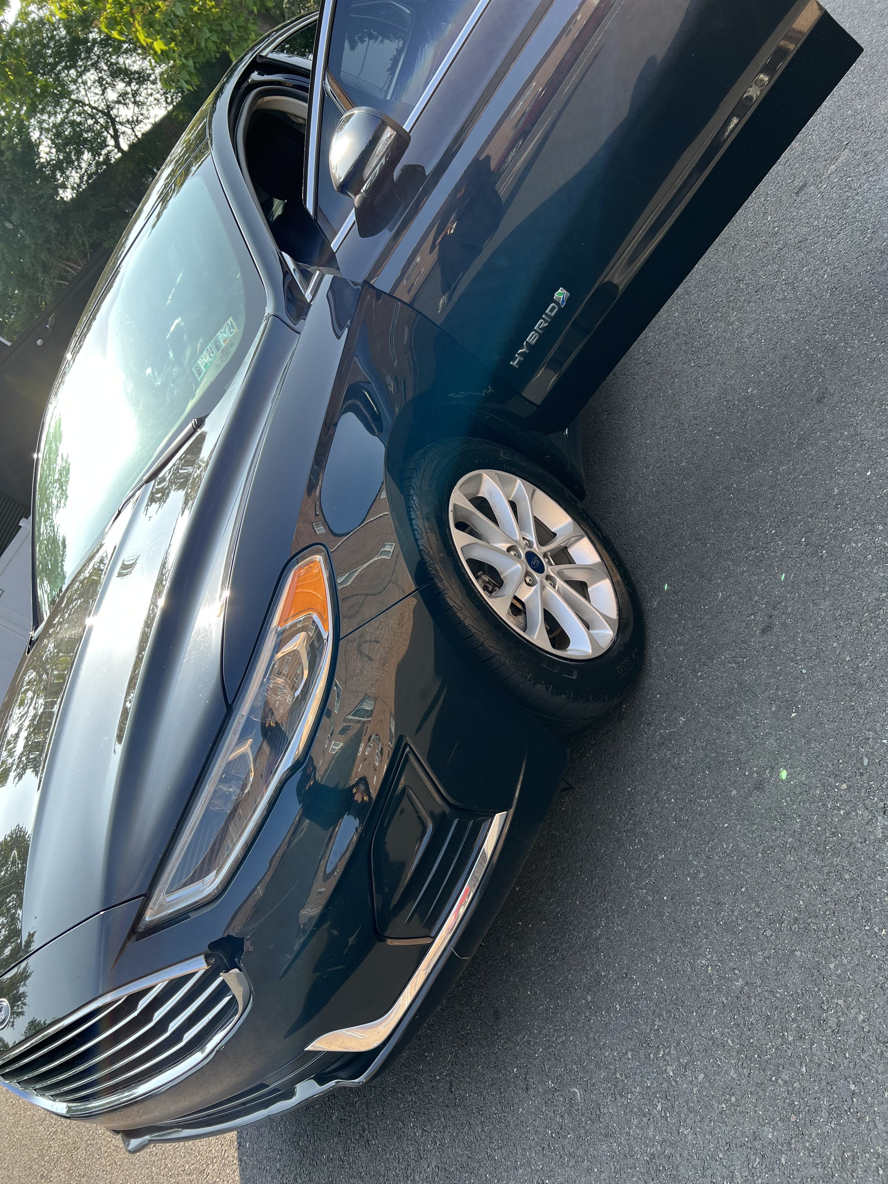 Ford Fusion Hybrid SEL