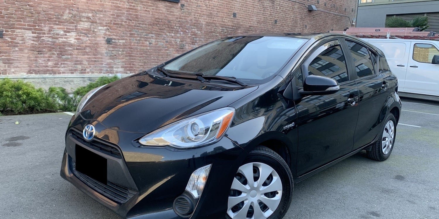 Toyota Prius Hybrid, 2015, Regular (87) / Electric (hybrid), automatic