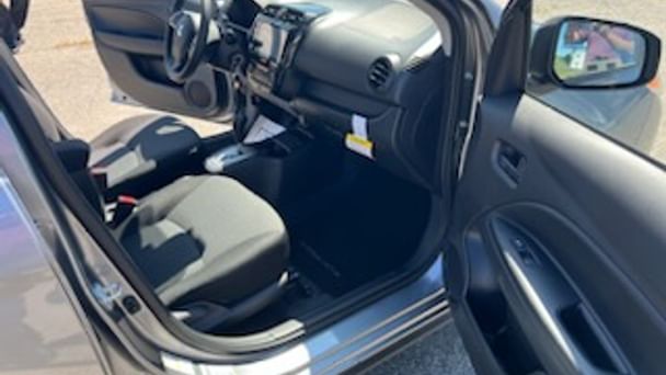 Mitsubishi Mirage G4 ES