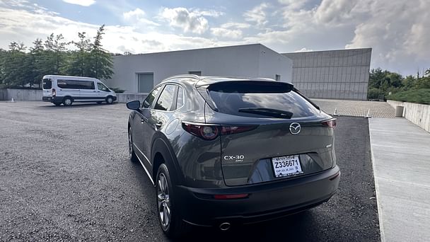 Mazda CX-30 2.5S with Audio / iPod input