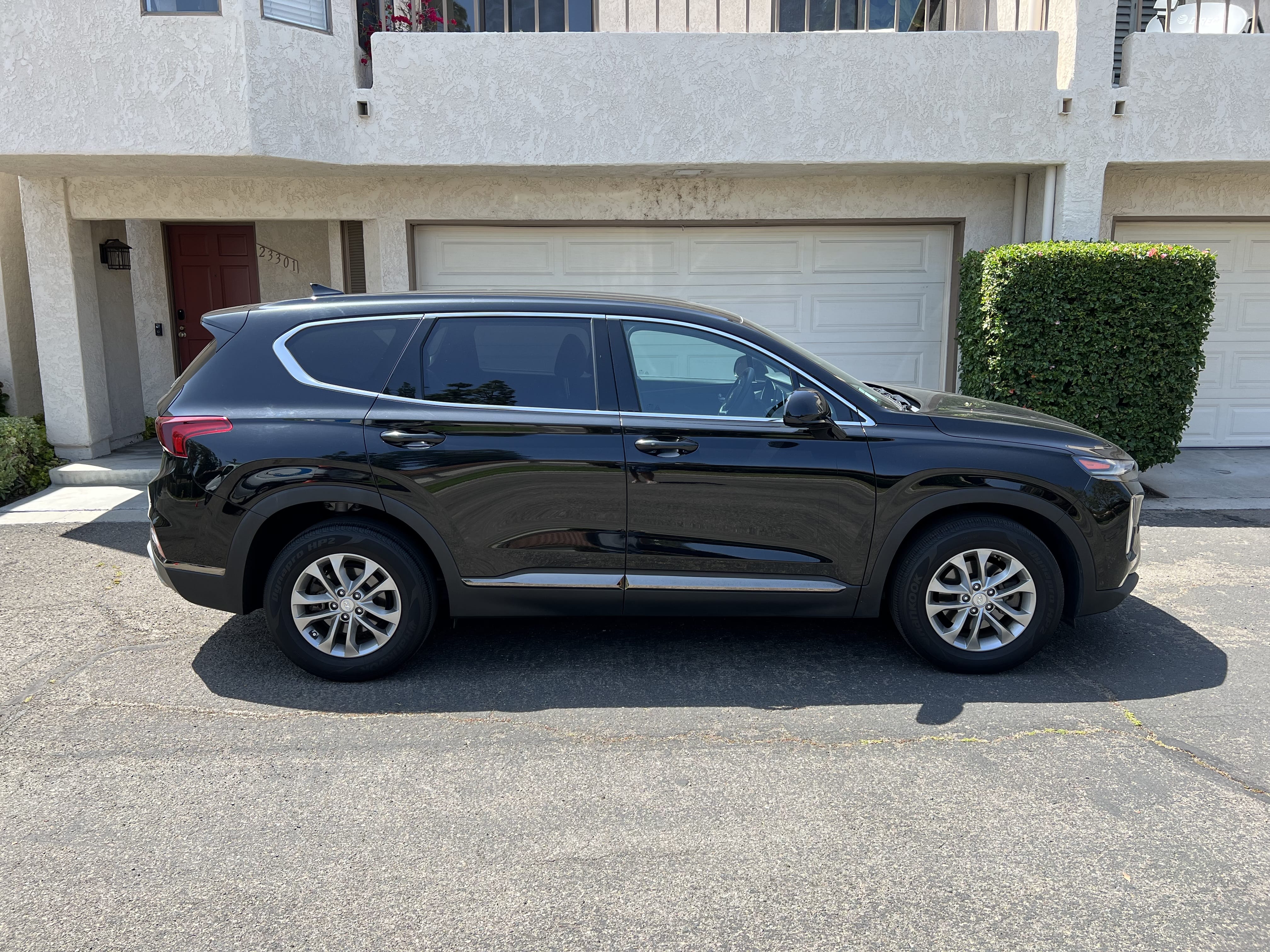 Hyundai Santa Fe SEL with Air conditioning