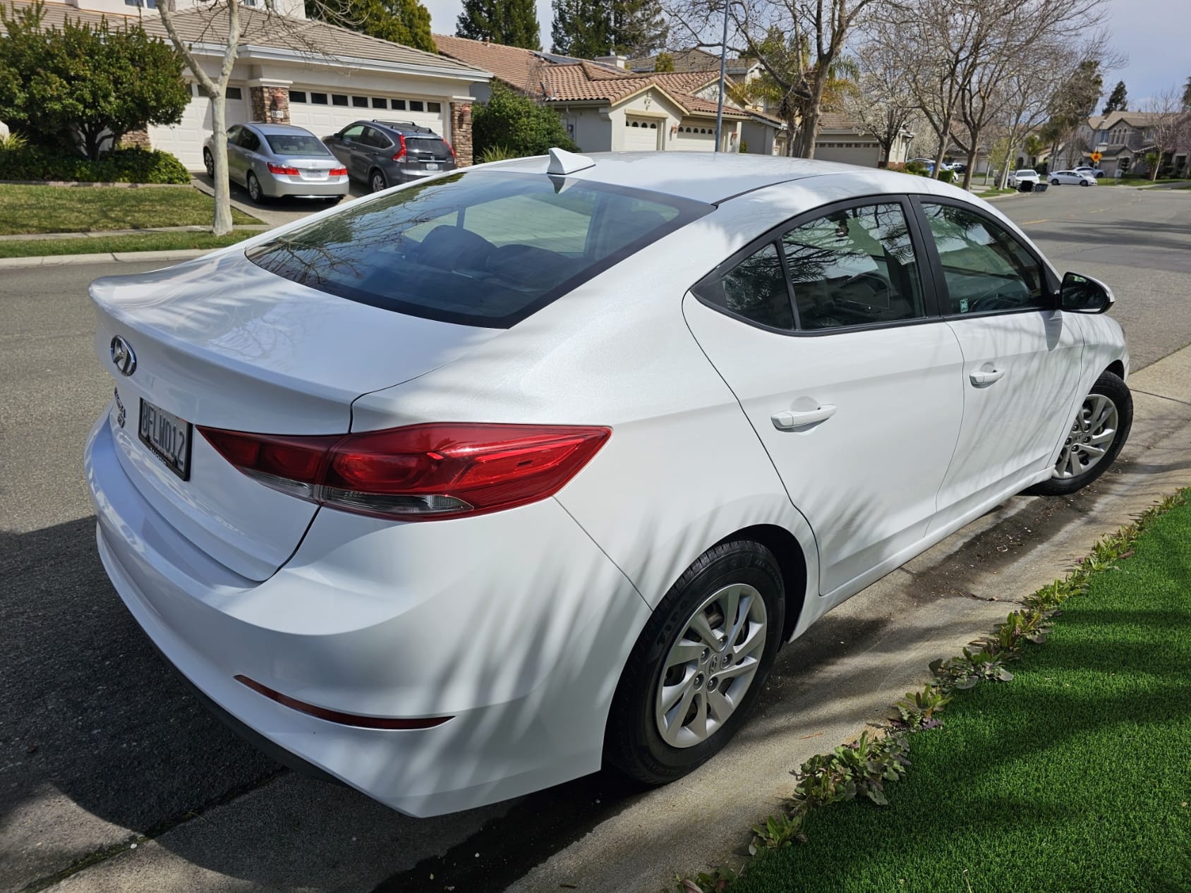 Hyundai Elantra SE with Audio / iPod input