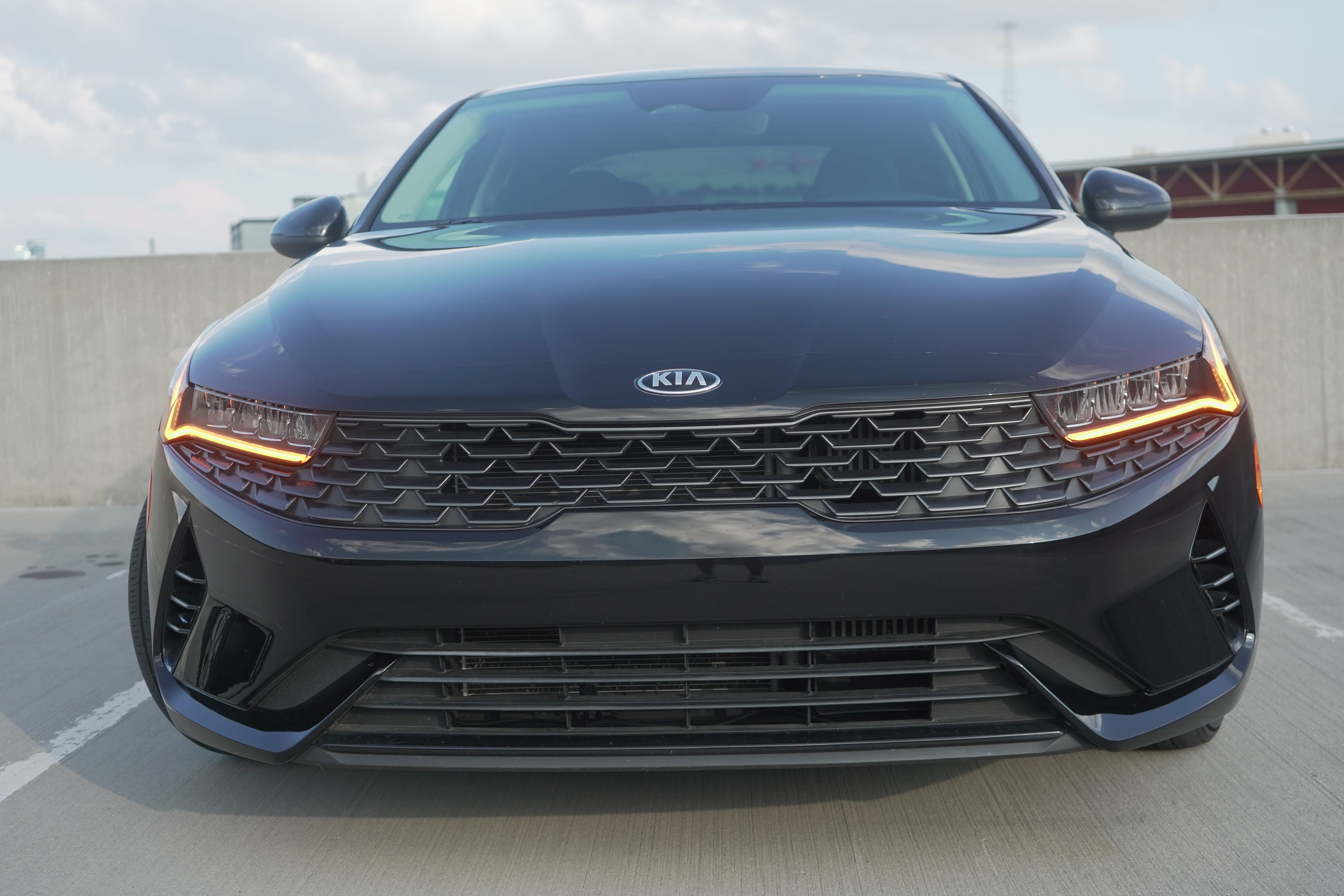 Kia K5 LXS with Air conditioning