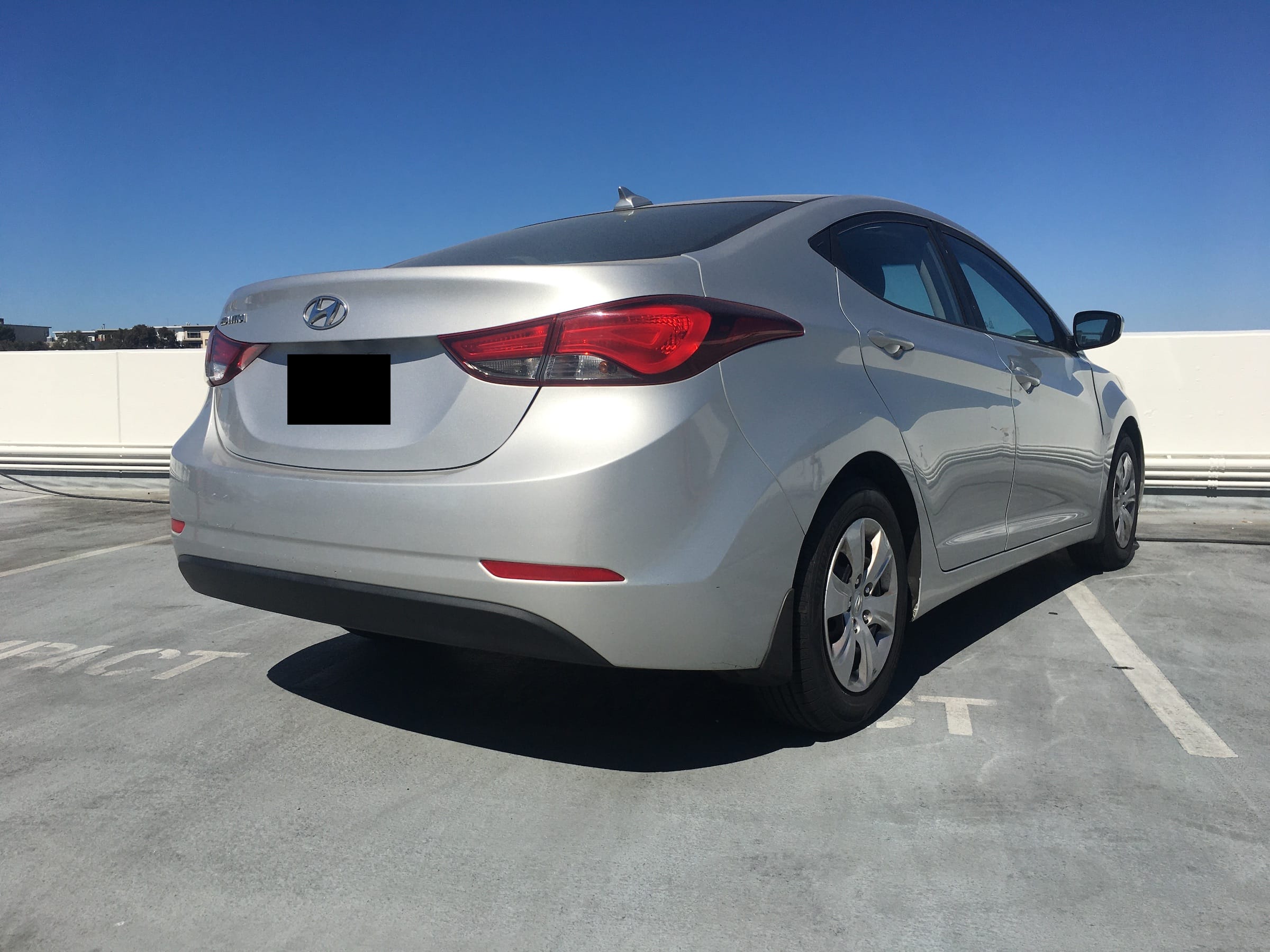 Hyundai Elantra with Cruise control