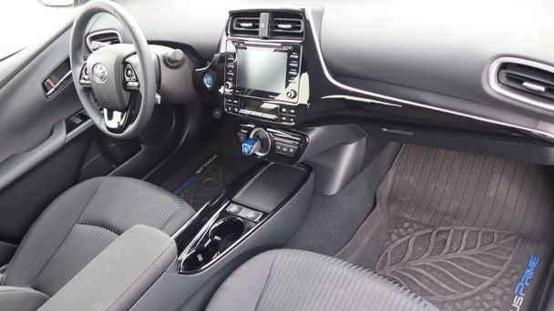 Toyota Prius Hybrid with Apple CarPlay