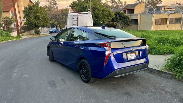 Toyota Prius Hybrid with Cruise control