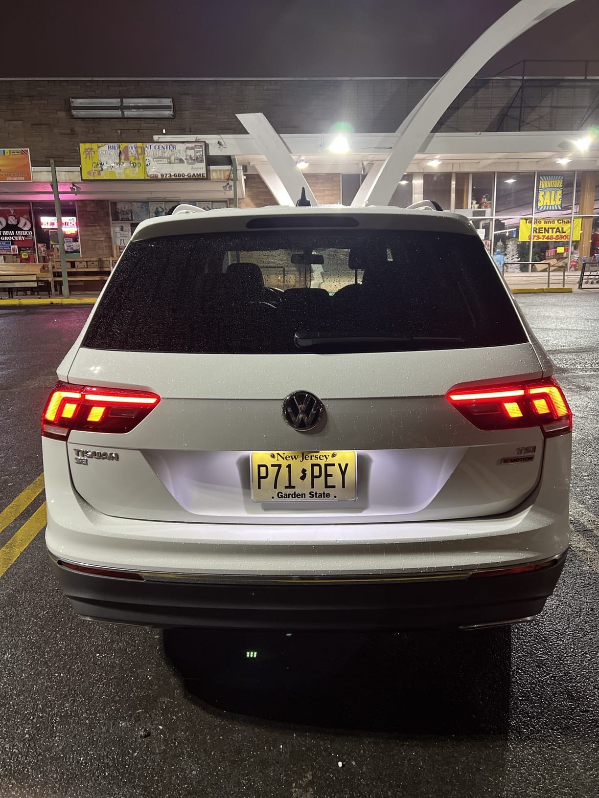 Volkswagen Tiguan with Cruise control