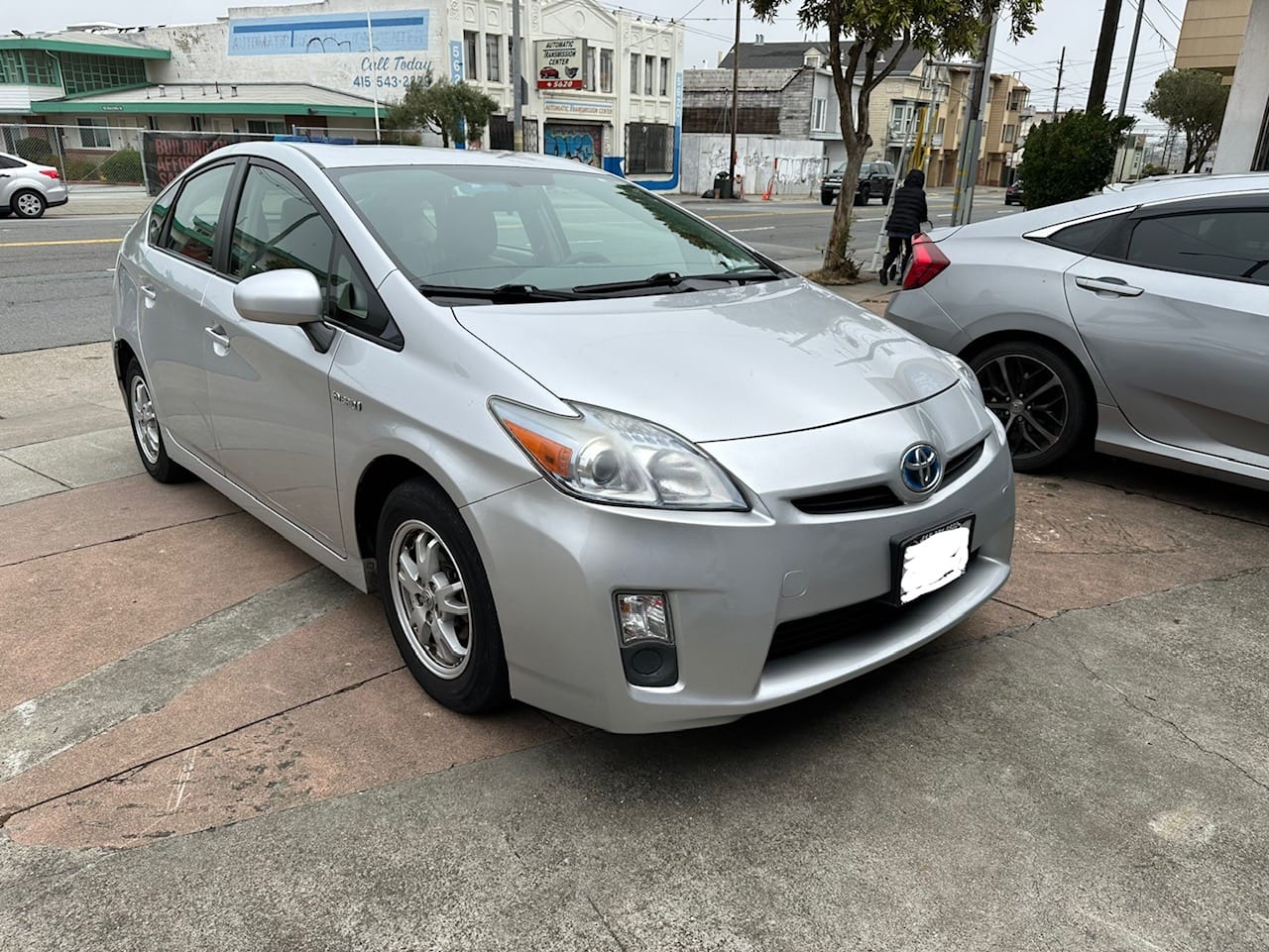 Toyota Prius Hybrid with Audio / iPod input