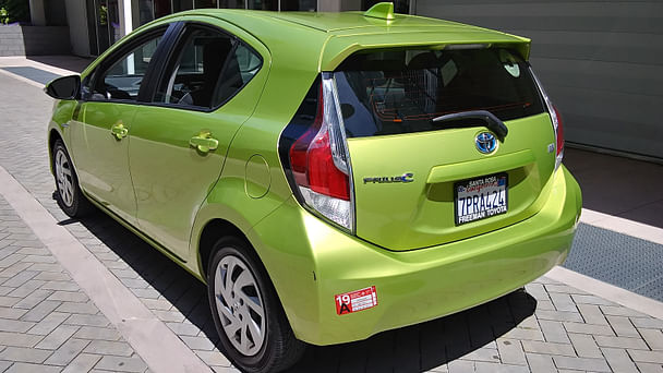 Toyota Prius Hybrid, 2015, Regular (87) / Electric (hybrid), automatic