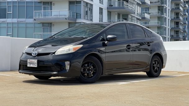 Toyota Prius Three with Cruise control