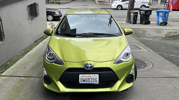 Toyota Prius Hybrid with Cruise control