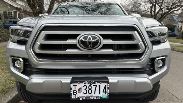 Toyota Tacoma 4WD with Air conditioning