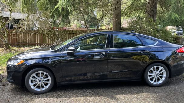 Ford Fusion Hybrid SE, 2020, Regular (87) / Electric (hybrid), automatic