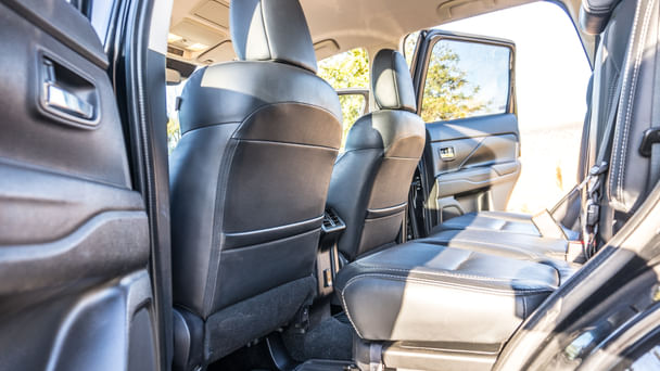 Mitsubishi Outlander with Apple CarPlay