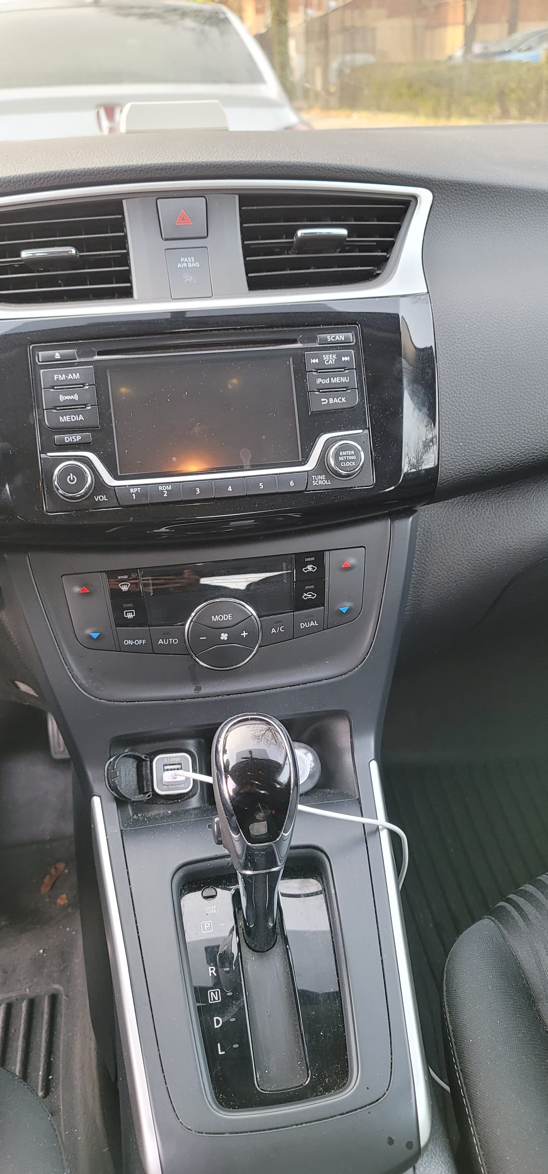 Nissan Sentra with Audio / iPod input