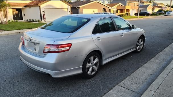 Toyota Camry SE with Air conditioning