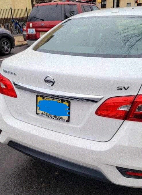 Nissan Sentra with Cruise control