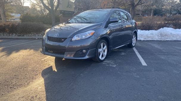 Toyota Matrix with Audio / iPod input