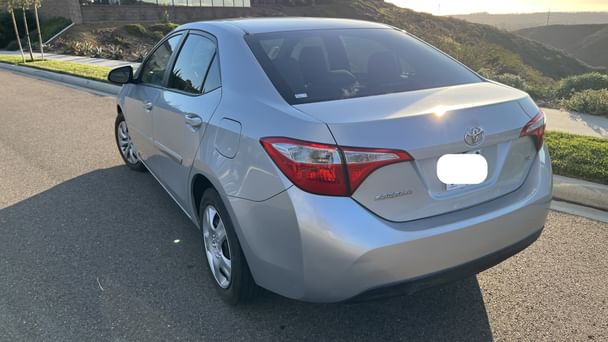 Toyota Corolla LE with Audio / iPod input