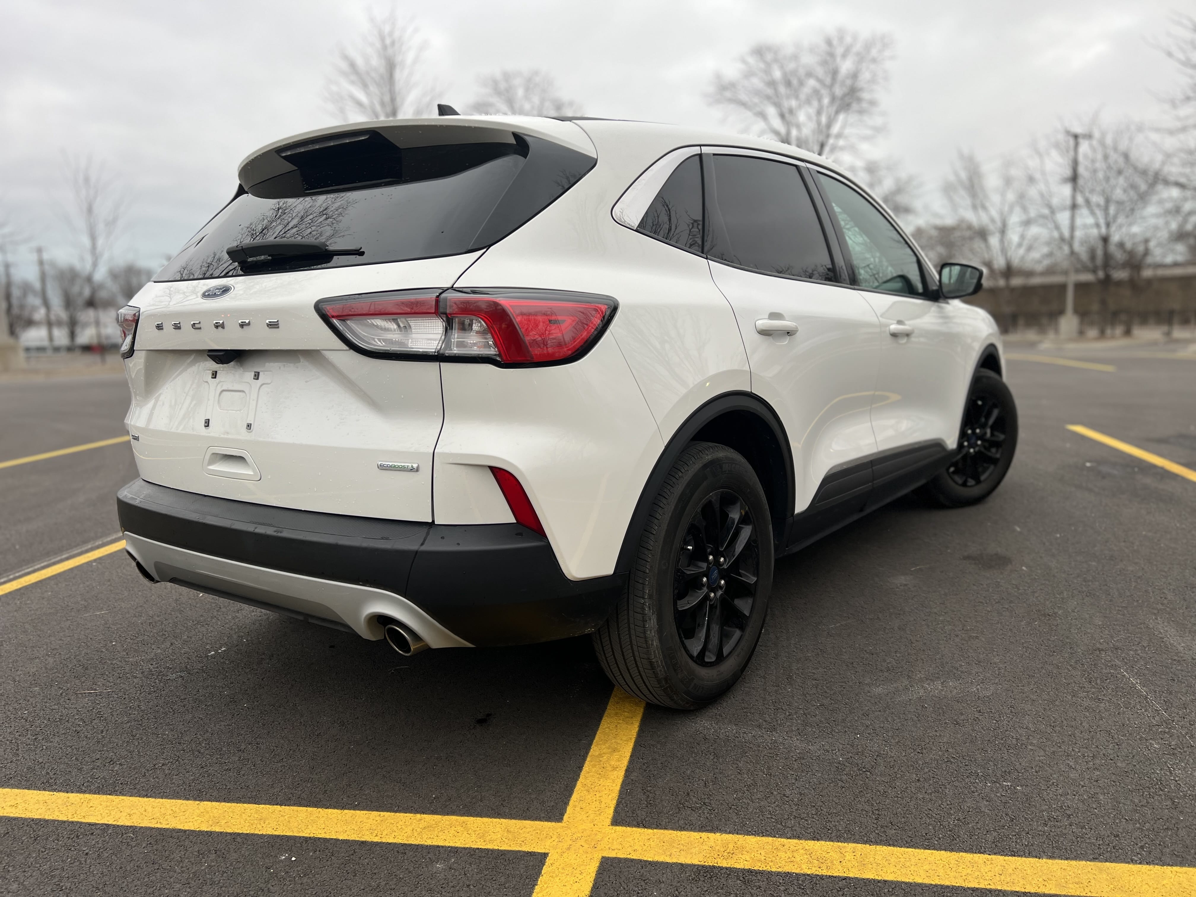 Ford Escape SE with Cruise control