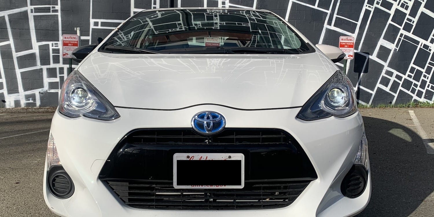 Toyota Prius Hybrid with GPS