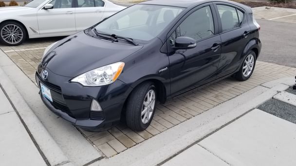 Toyota Prius Hybrid, 2012, Regular (87) / Electric (hybrid), automatic