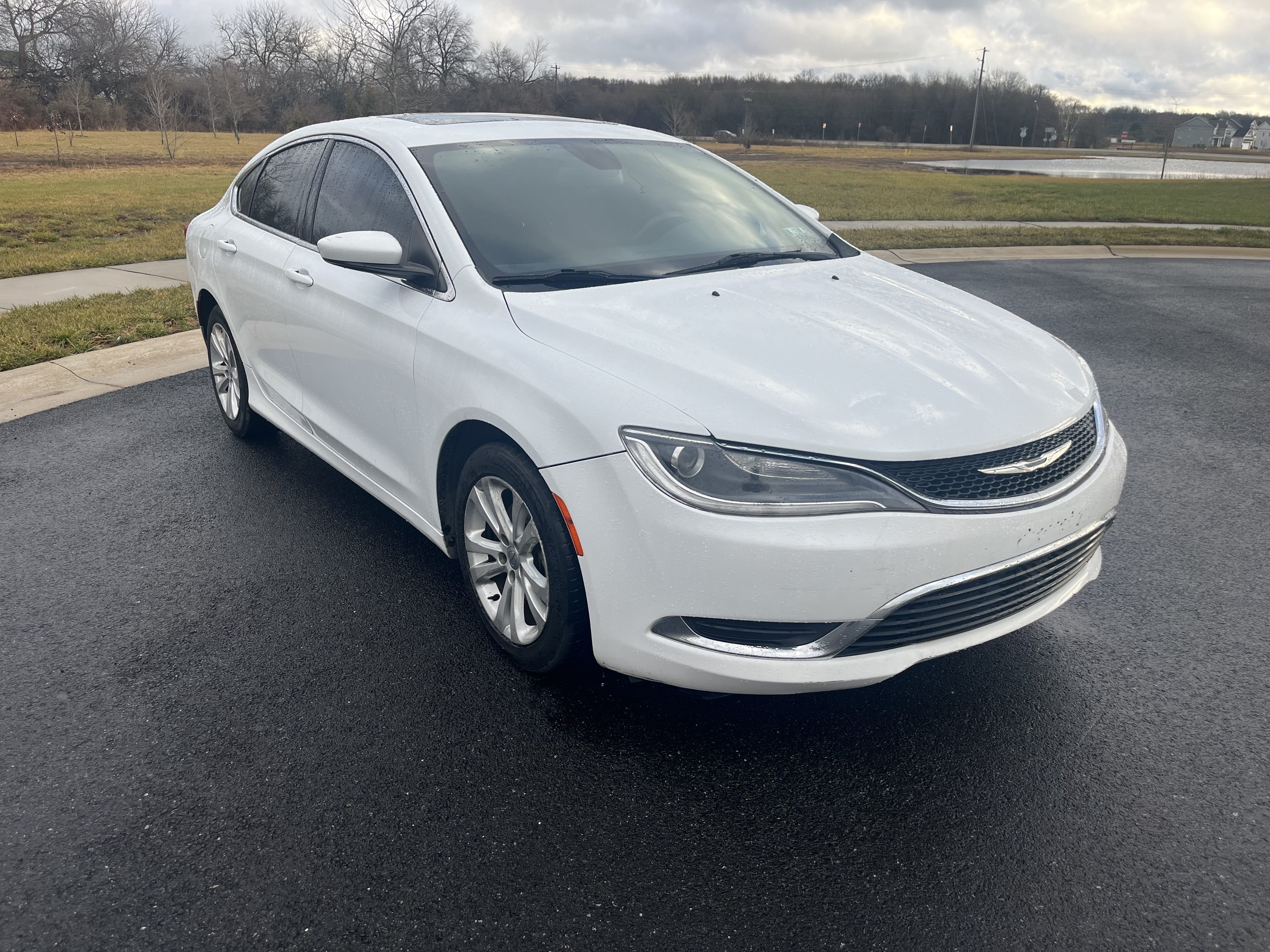 Chrysler 200 Limited with Air conditioning