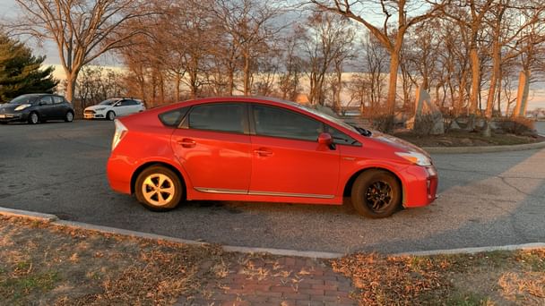 Toyota Prius Hybrid with Cruise control