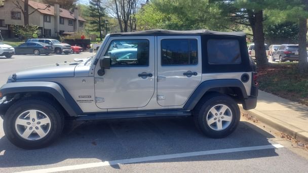 Jeep Wrangler Unlimited Sport, 2015, Regular (87), automatic