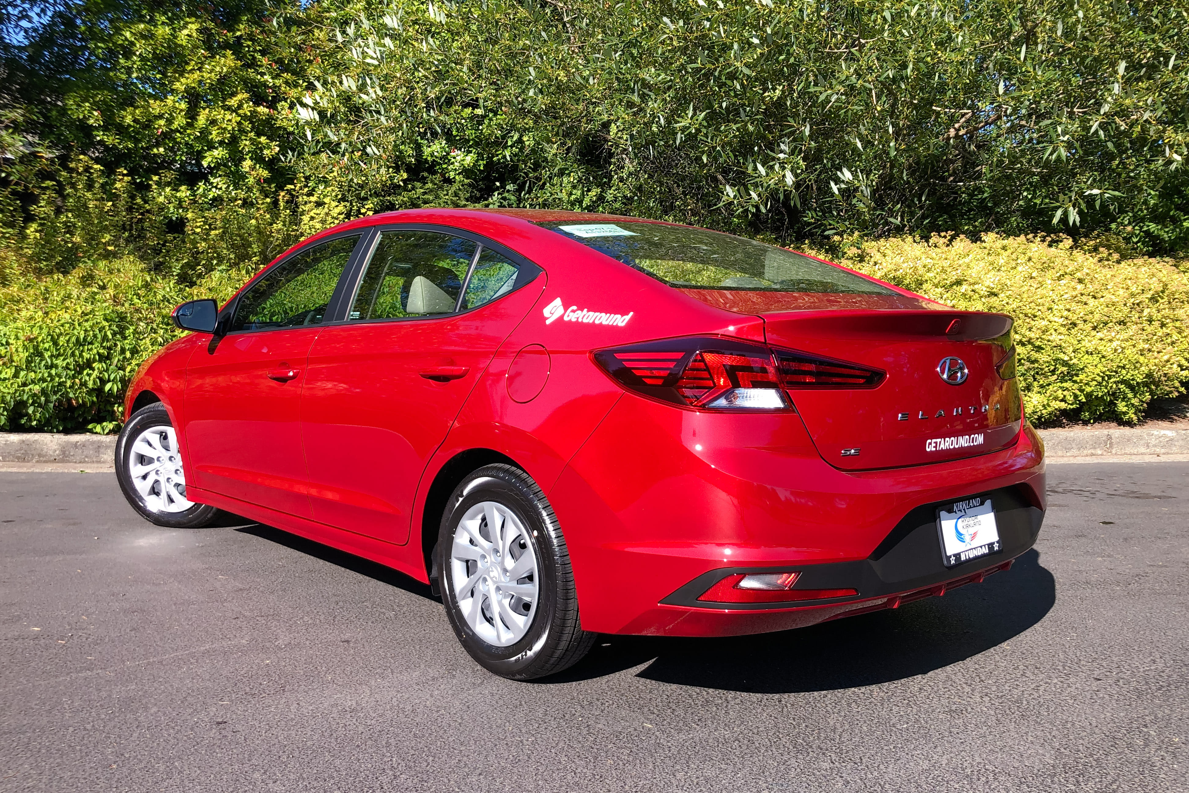 Hyundai Elantra with Audio / iPod input