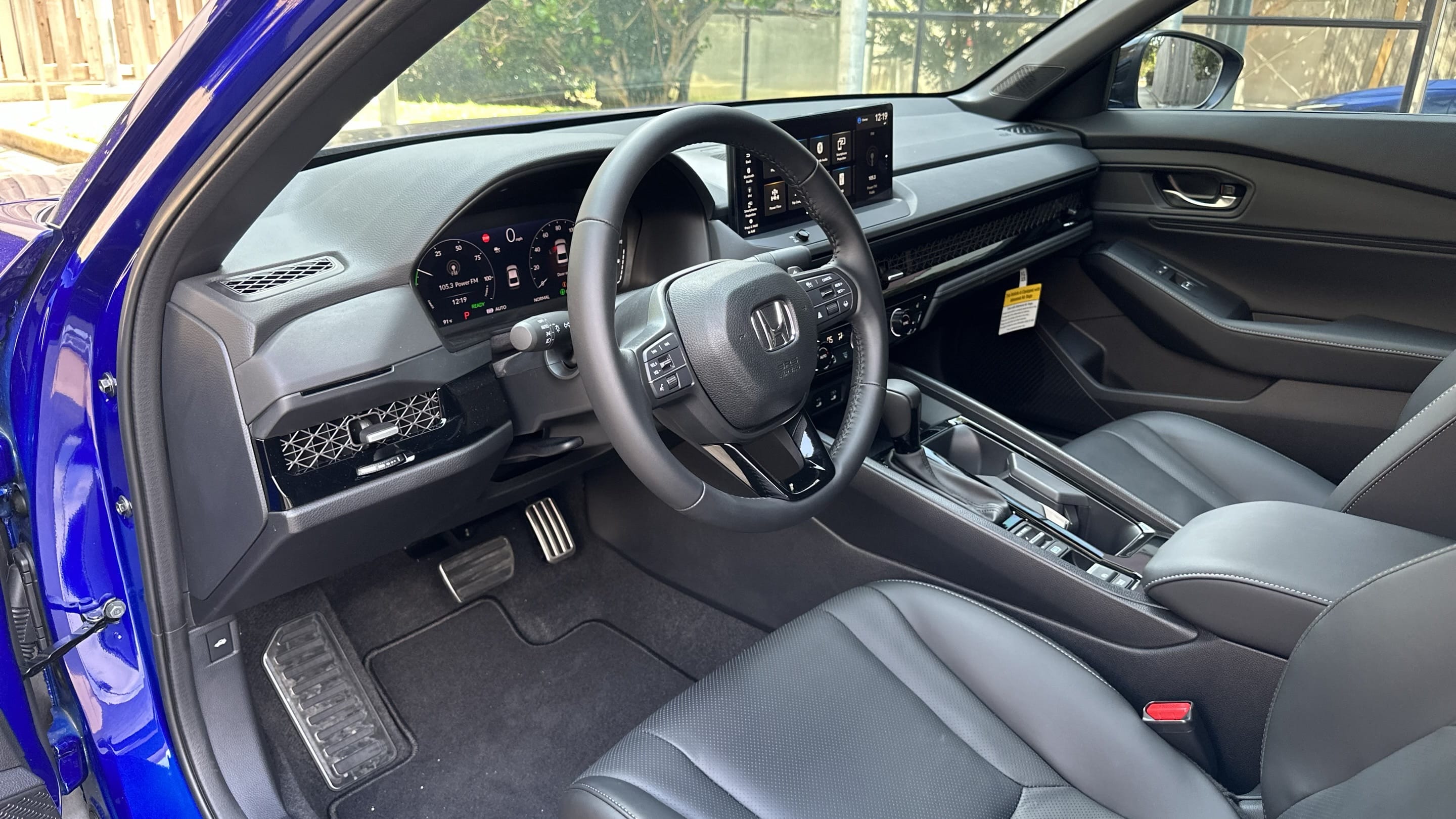 Honda Accord Hybrid Sport with Bluetooth audio