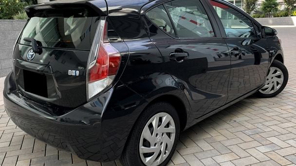 Toyota Prius Hybrid with Cruise control