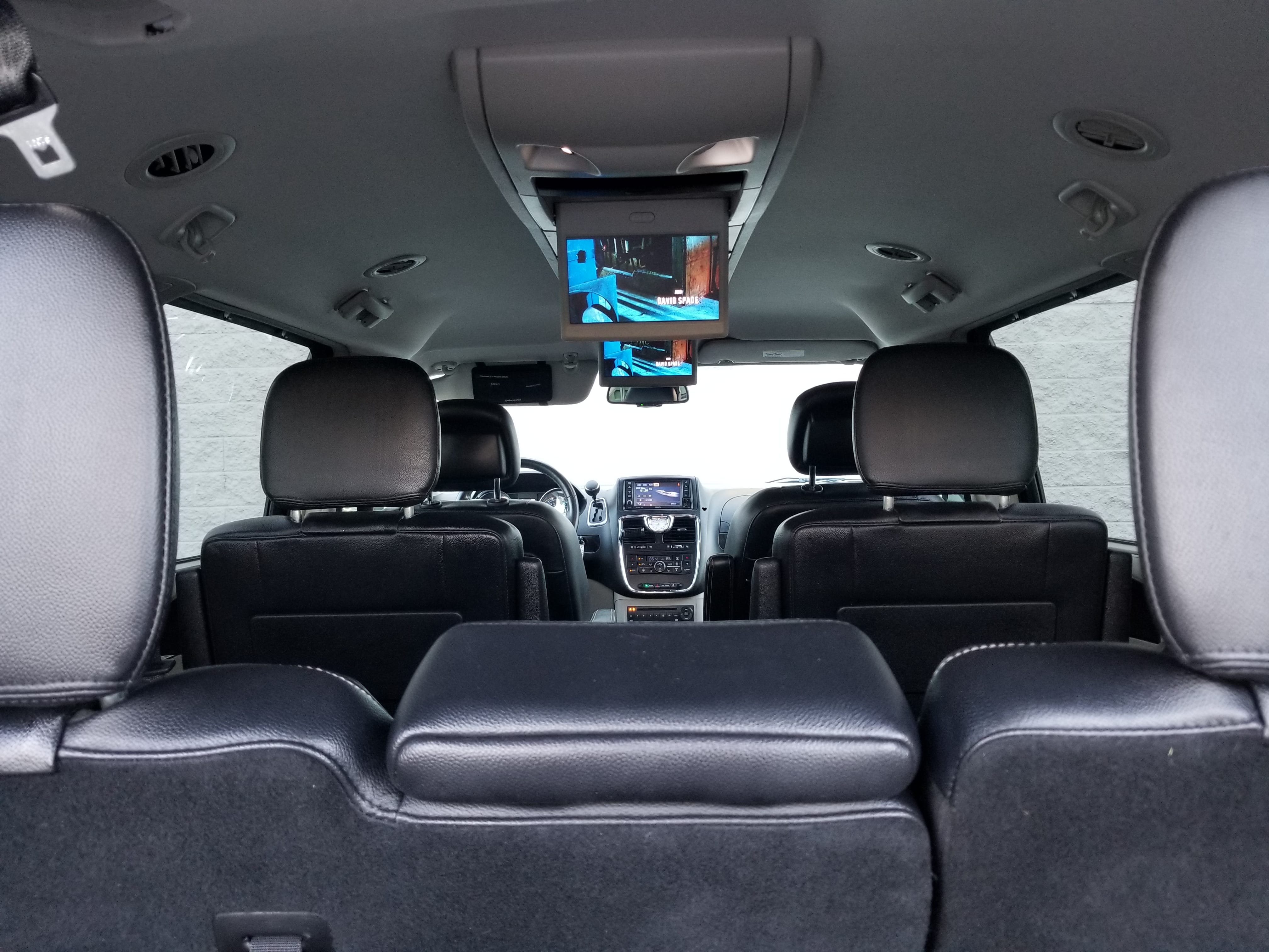 Chrysler Town & Country Touring-L