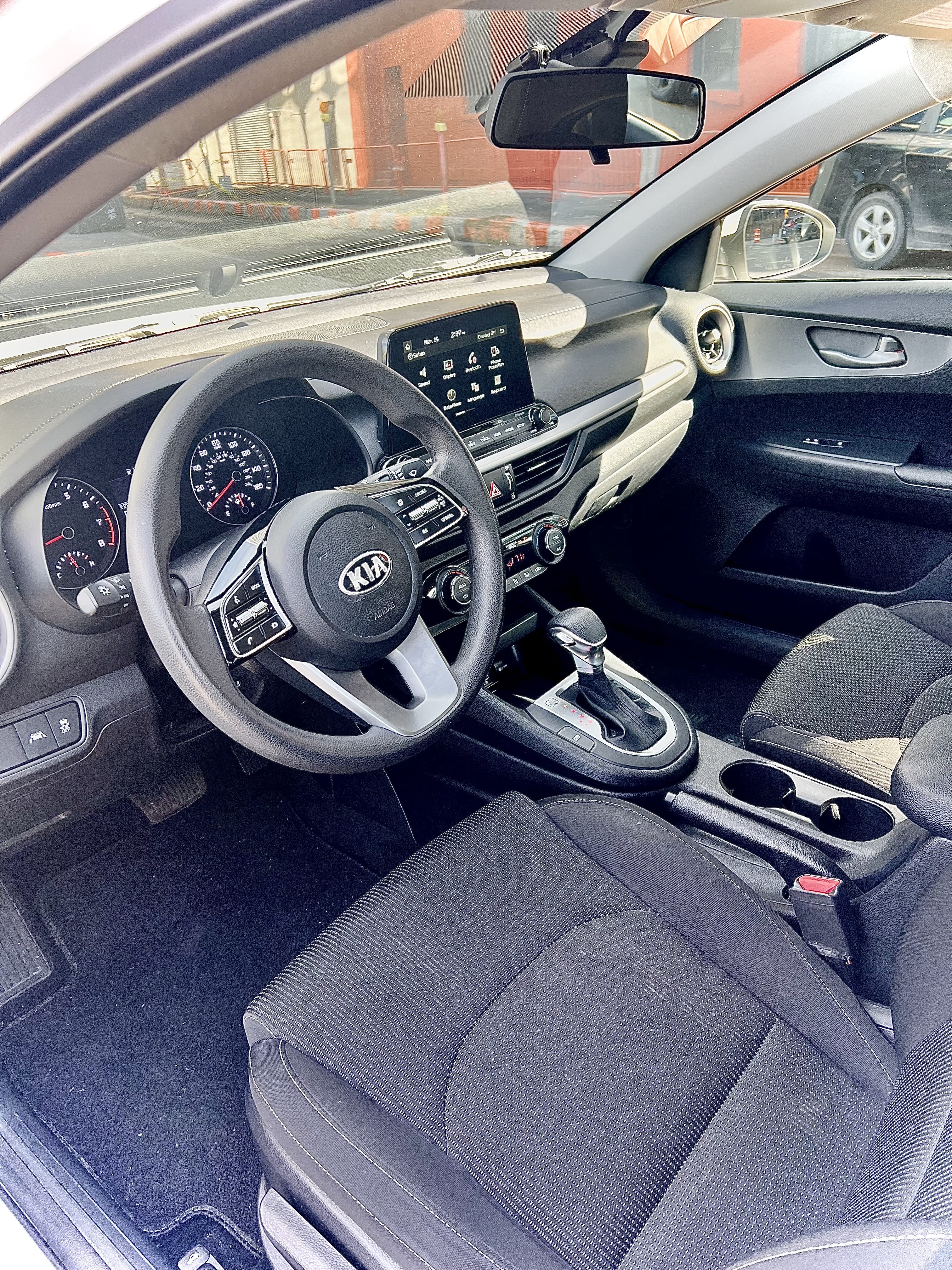 Kia Forte FE with Audio / iPod input