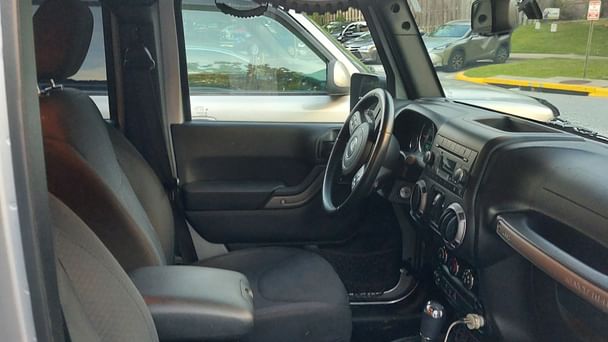 Jeep Wrangler Unlimited Sport