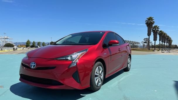 Toyota Prius Hybrid, 2016, Regular (87) / Electric (hybrid), automatic