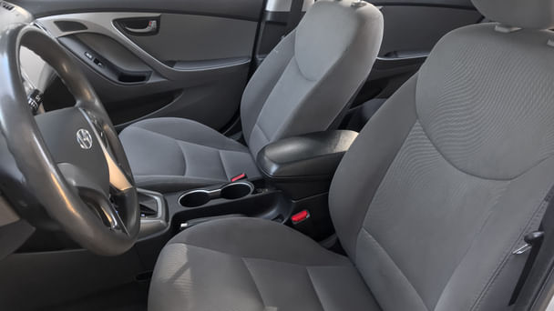 Hyundai Elantra with Bluetooth audio